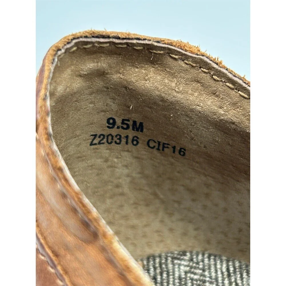 b.o.c. Born Concepts Ankle Booties Brown Cognac Double Zip Cap Toe Size 9.5